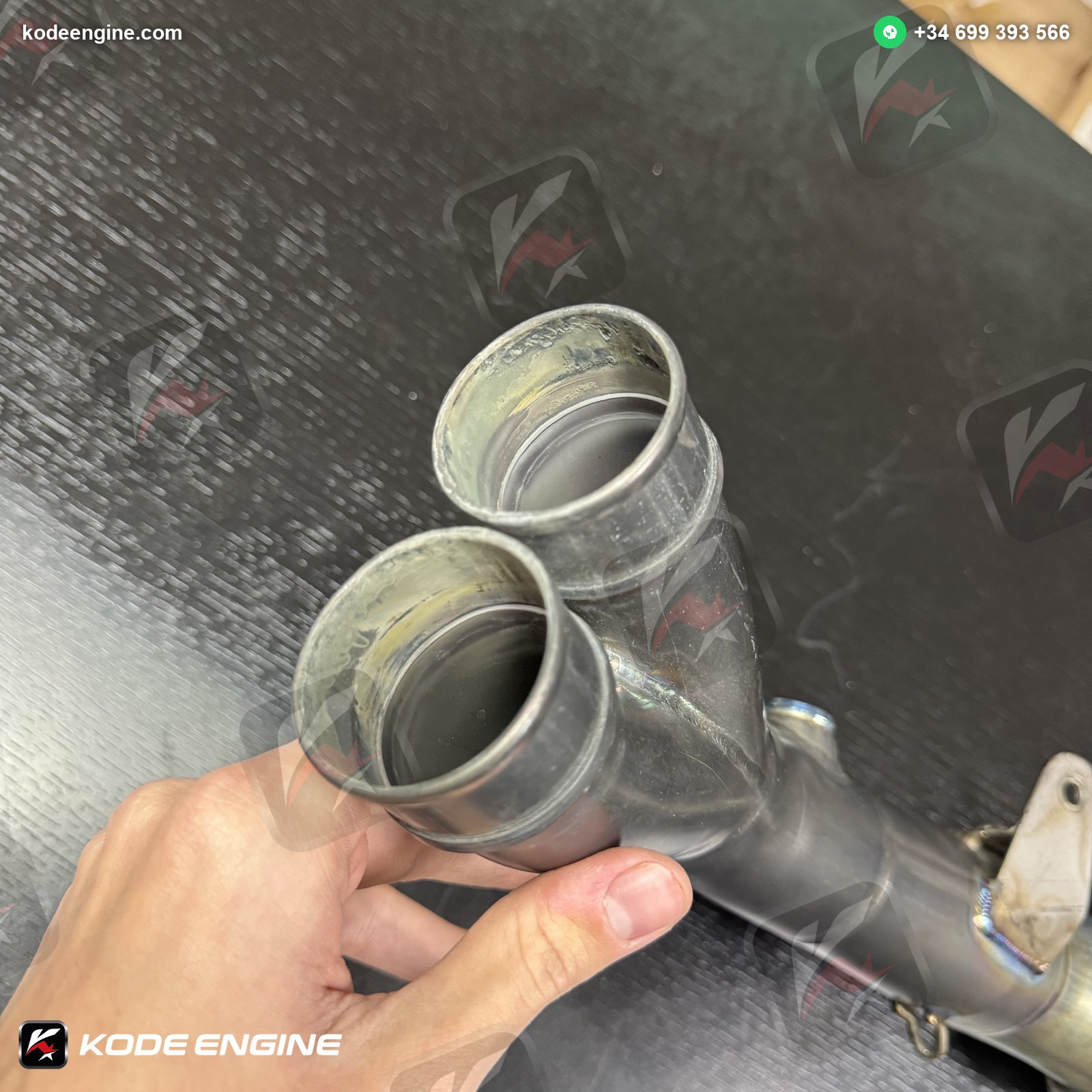 LeoVince Exhaust – Moto2 Honda – Left Exit (Heavily Used) image 3