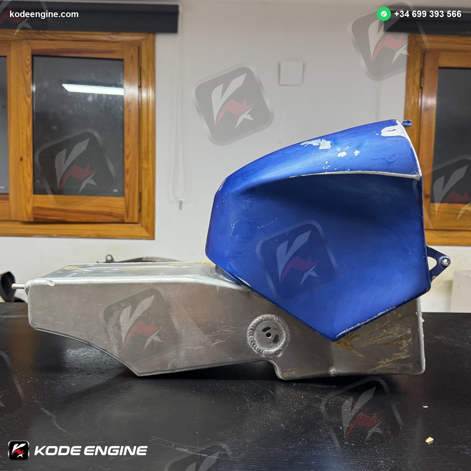 FTR Moto2 Fuel Tank – Genuine Racing Part image 2